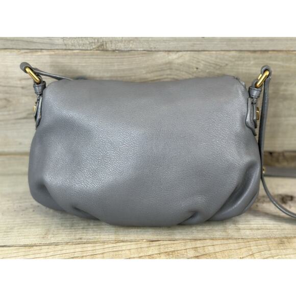 Nice! MARC BY MARC JACOBS Classic Mini Q NATASHA Gray Crossbody Shoulder Bag - Picture 2 of 13